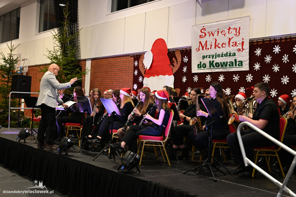 XV finał akcji: Święty Mikołaj Przyjeżdża do Kowala