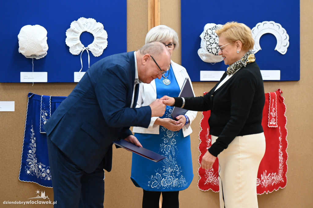 Finał warsztatów haftu kujawskiego w Muzeum Etnograficznym