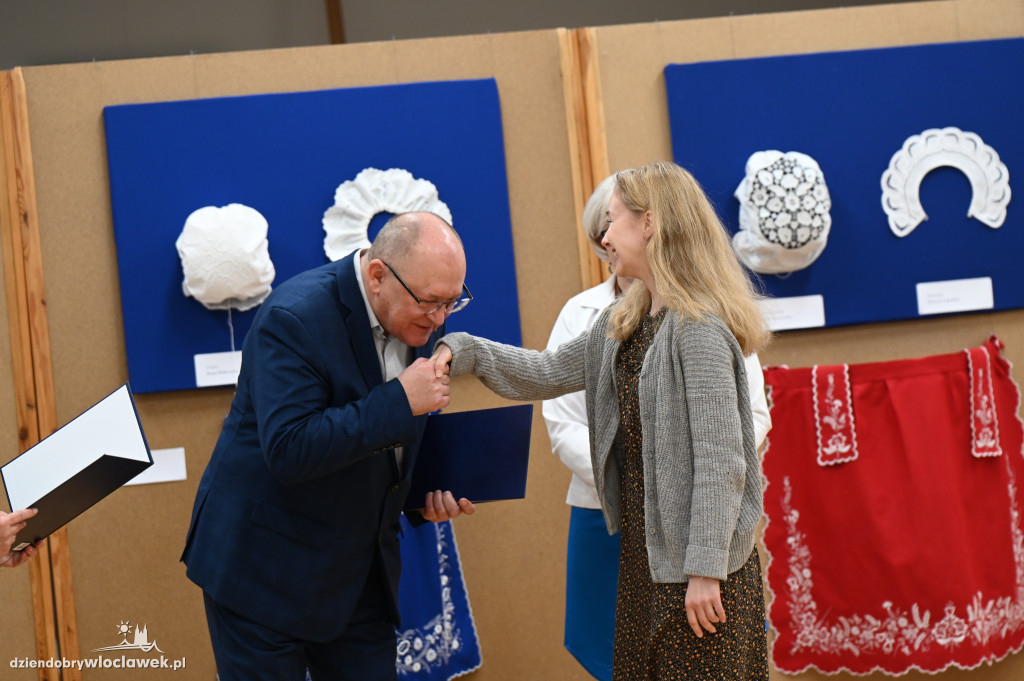 Finał warsztatów haftu kujawskiego w Muzeum Etnograficznym
