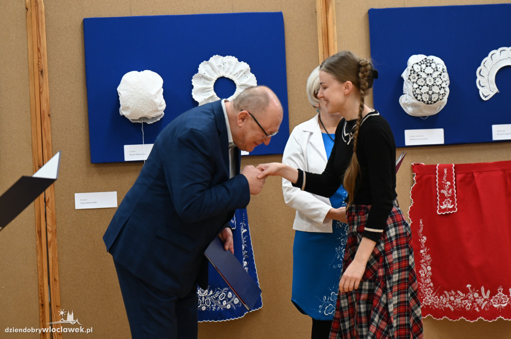 Finał warsztatów haftu kujawskiego w Muzeum Etnograficznym