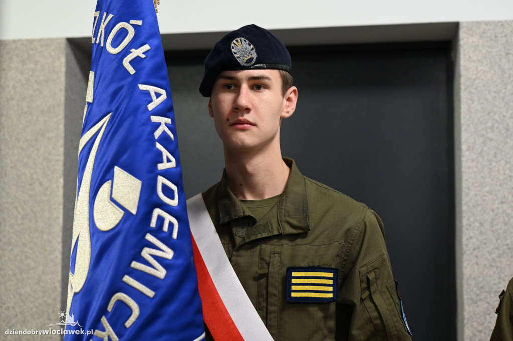 Rocznica wprowadzenia stanu wojennego. Uroczystości patriotyczne w Zakładzie Karnym