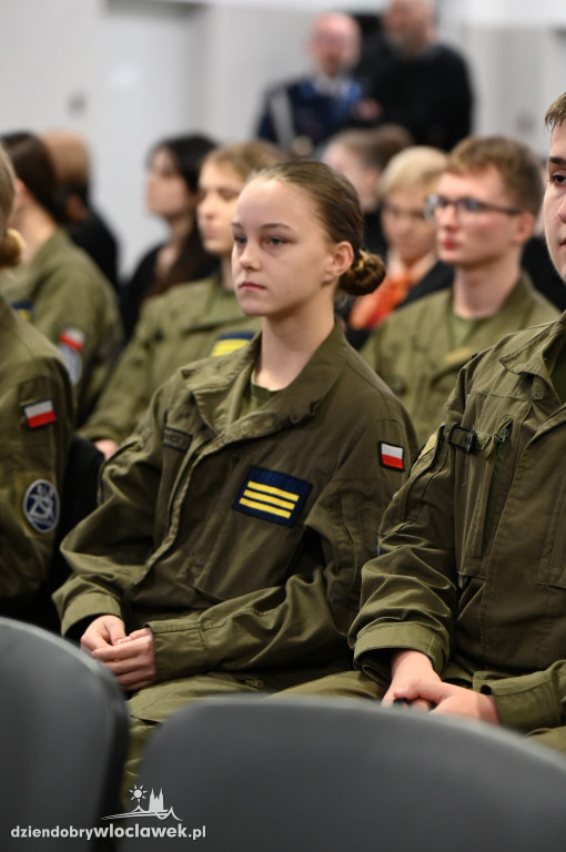 Rocznica wprowadzenia stanu wojennego. Uroczystości patriotyczne w Zakładzie Karnym