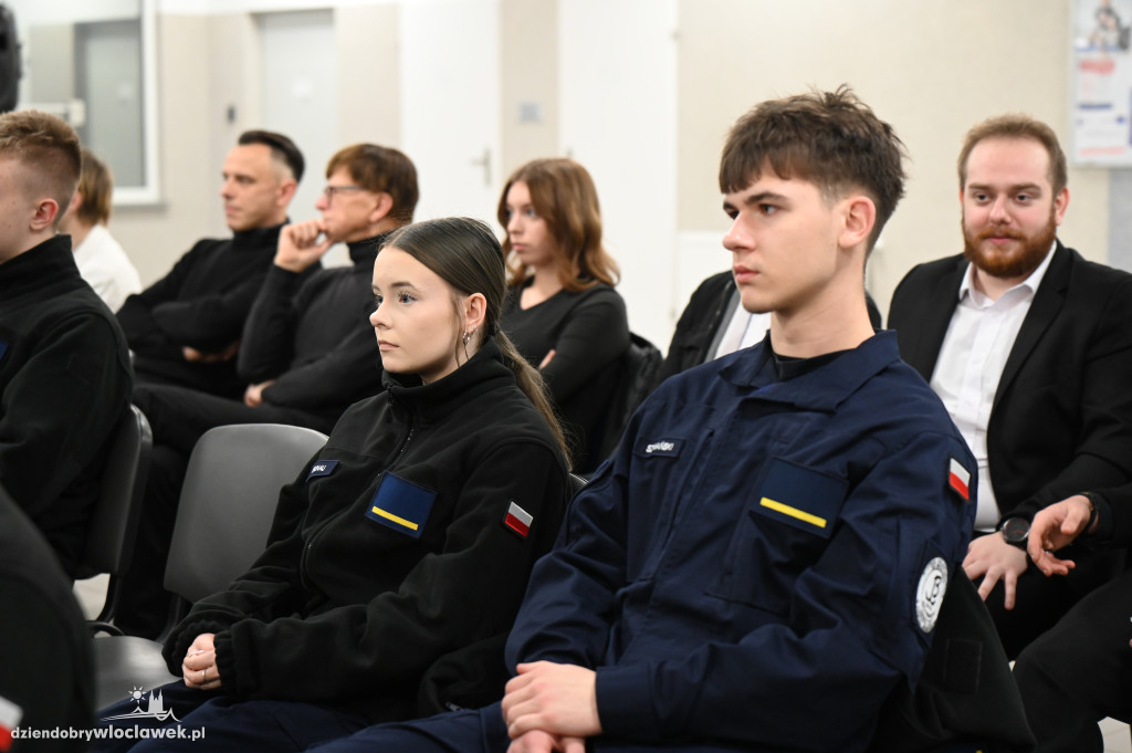Rocznica wprowadzenia stanu wojennego. Uroczystości patriotyczne w Zakładzie Karnym
