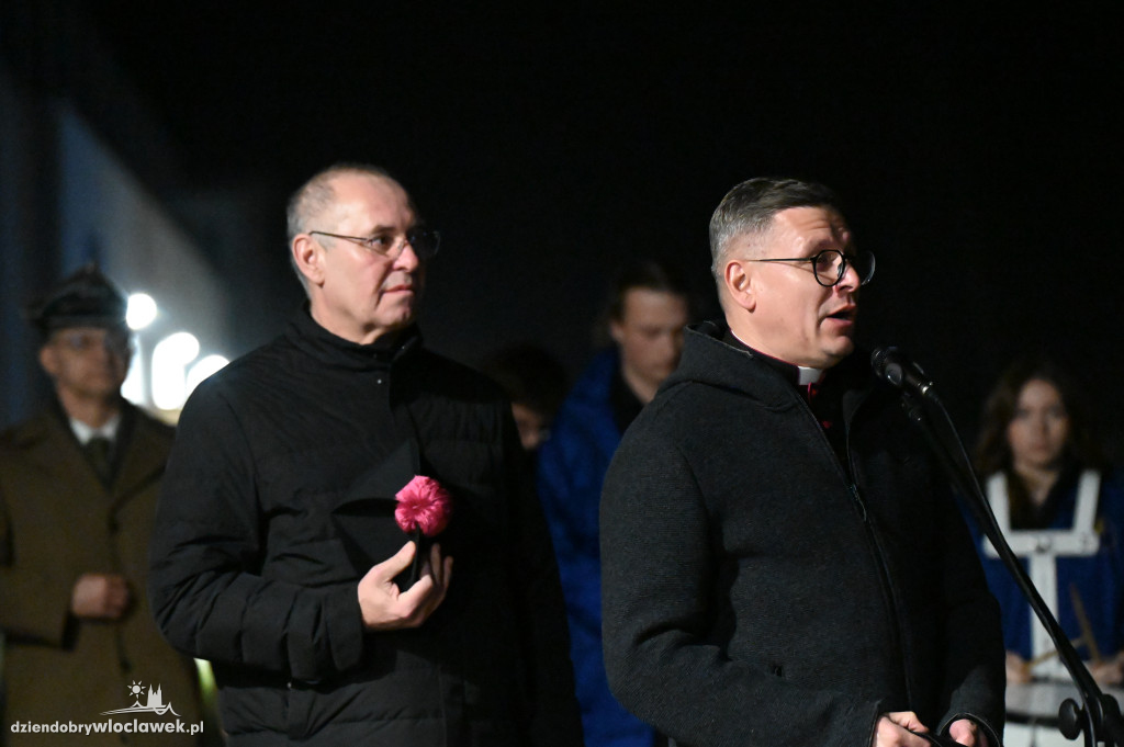 Złożenie kwiatów z okazji 44. rocznicy Stanu Wojennego