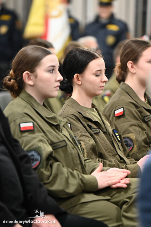 Rocznica wprowadzenia stanu wojennego. Uroczystości patriotyczne w Zakładzie Karnym