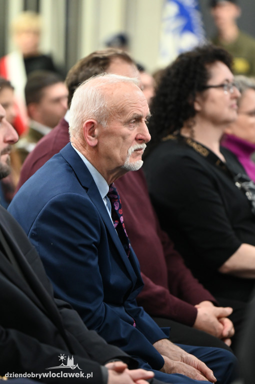 Rocznica wprowadzenia stanu wojennego. Uroczystości patriotyczne w Zakładzie Karnym