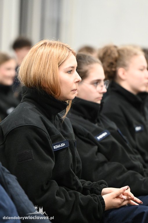 Rocznica wprowadzenia stanu wojennego. Uroczystości patriotyczne w Zakładzie Karnym