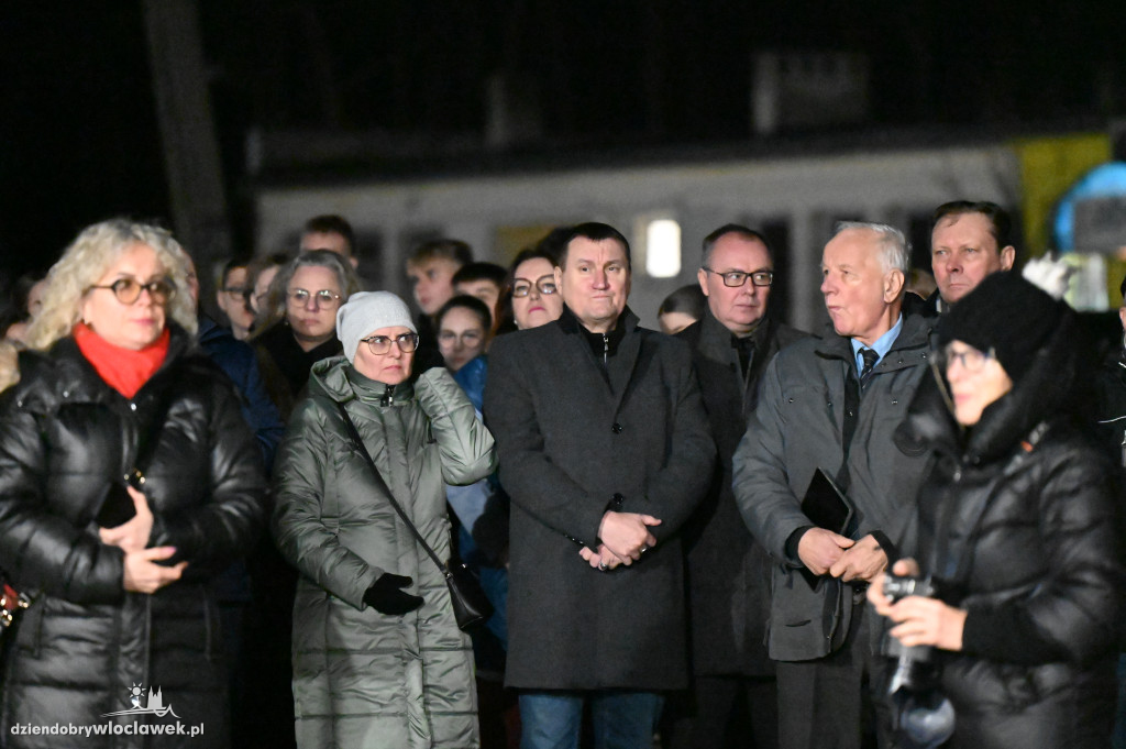 Złożenie kwiatów z okazji 44. rocznicy Stanu Wojennego