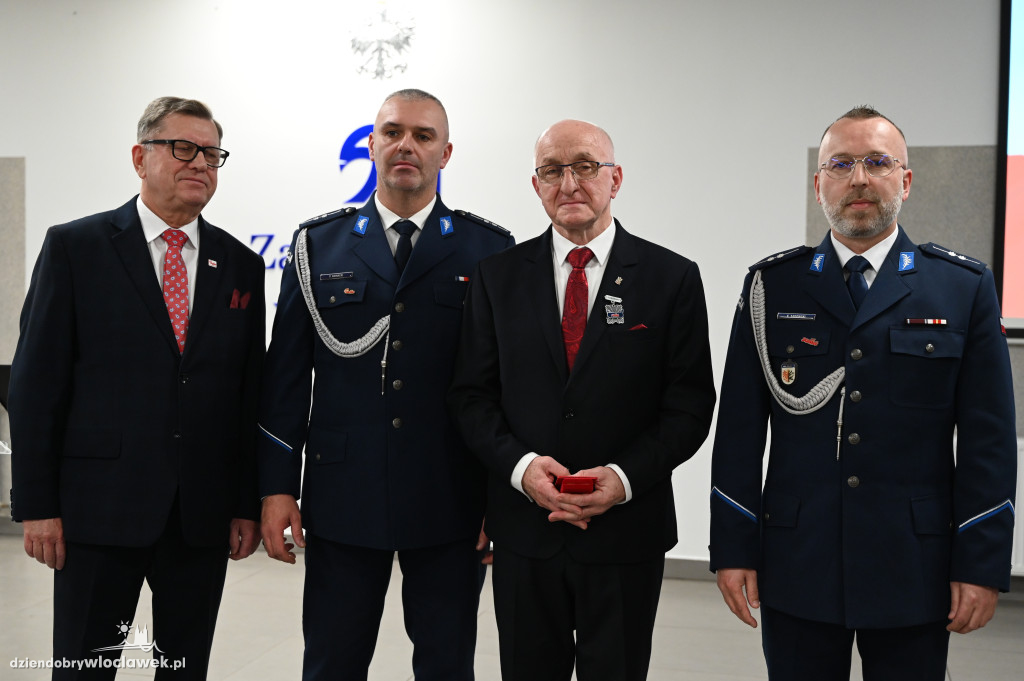 Rocznica wprowadzenia stanu wojennego. Uroczystości patriotyczne w Zakładzie Karnym