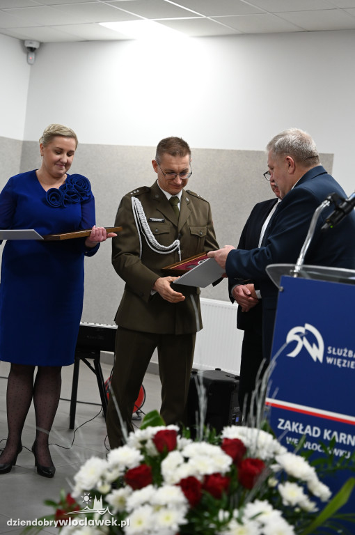 Rocznica wprowadzenia stanu wojennego. Uroczystości patriotyczne w Zakładzie Karnym