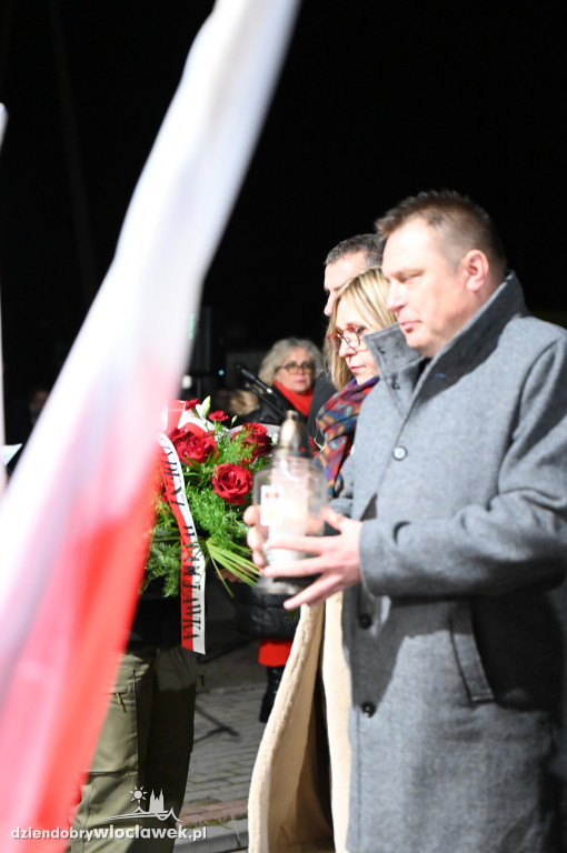 Złożenie kwiatów z okazji 44. rocznicy Stanu Wojennego