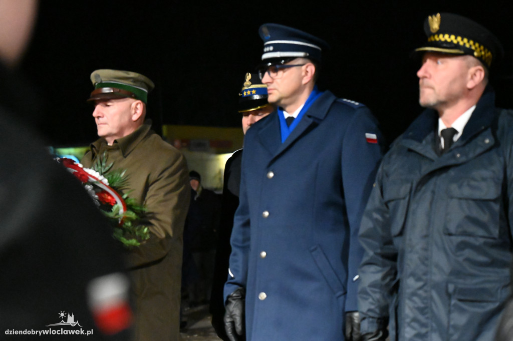 Złożenie kwiatów z okazji 44. rocznicy Stanu Wojennego