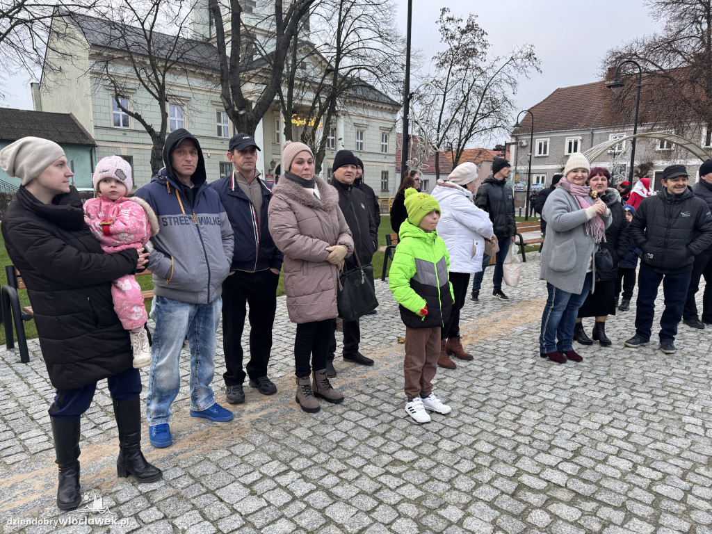 Parada ze Świętym Mikołajem w Brześciu Kujawskim
