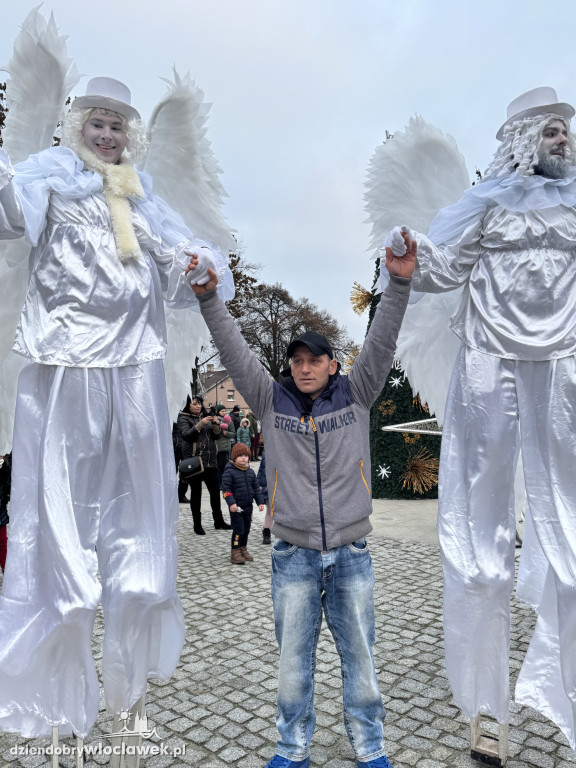 Parada ze Świętym Mikołajem w Brześciu Kujawskim