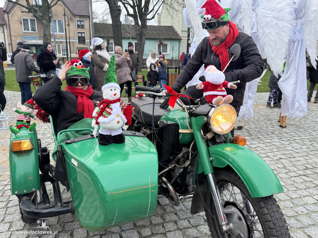 Parada ze Świętym Mikołajem w Brześciu Kujawskim