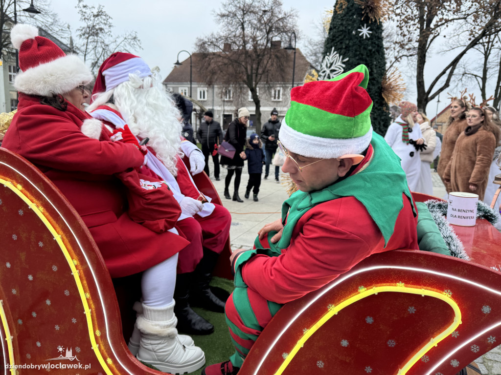 Parada ze Świętym Mikołajem w Brześciu Kujawskim