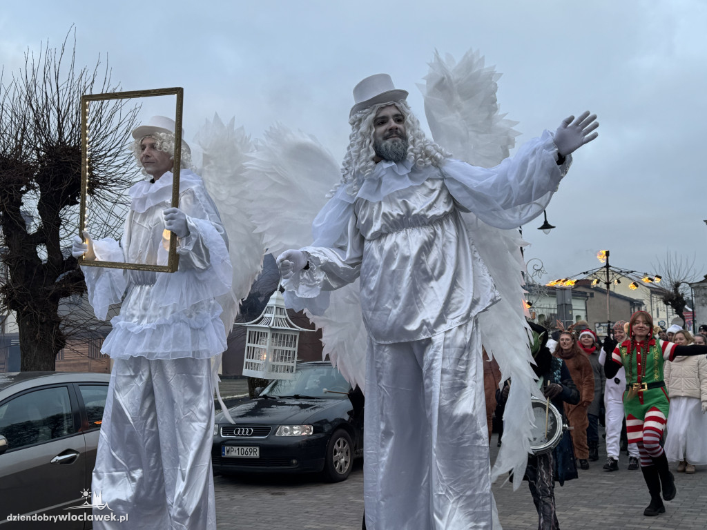 Parada ze Świętym Mikołajem w Brześciu Kujawskim