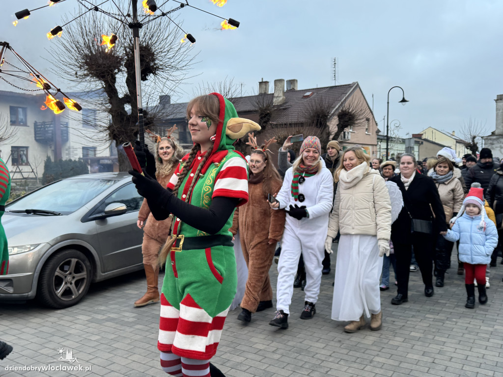 Parada ze Świętym Mikołajem w Brześciu Kujawskim