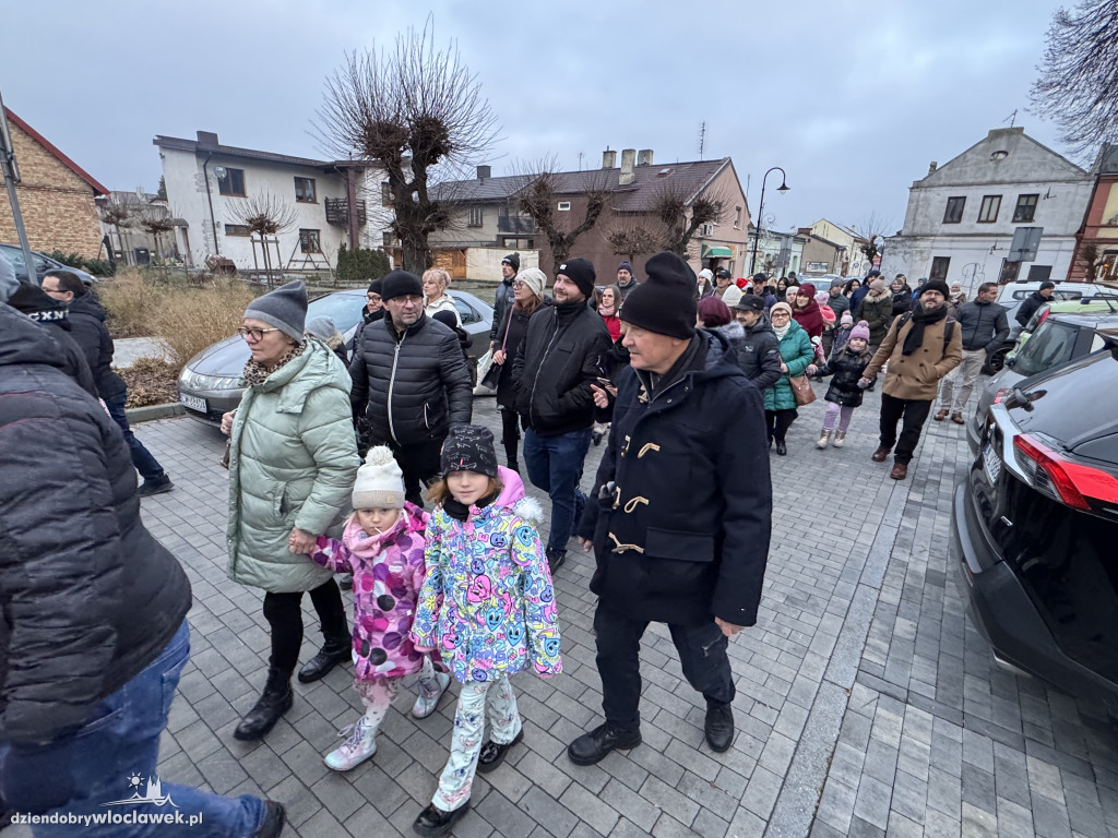 Parada ze Świętym Mikołajem w Brześciu Kujawskim