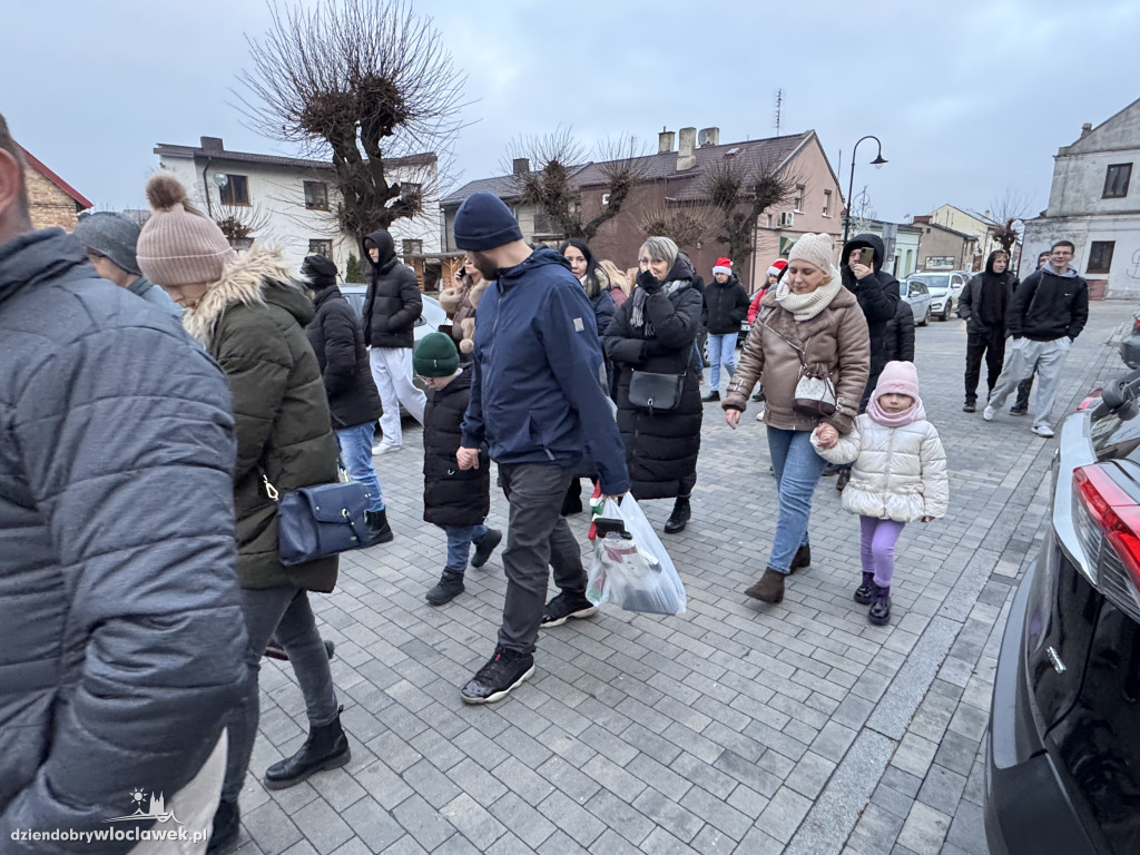 Parada ze Świętym Mikołajem w Brześciu Kujawskim