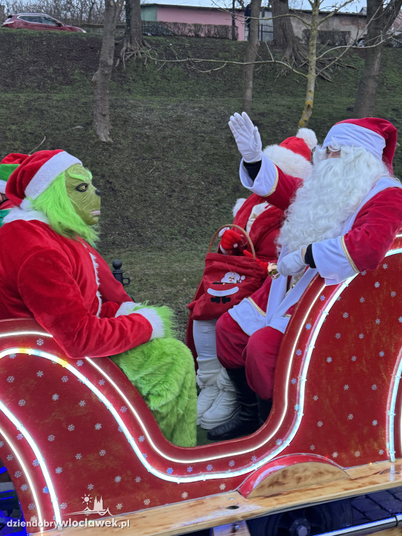 Parada ze Świętym Mikołajem w Brześciu Kujawskim