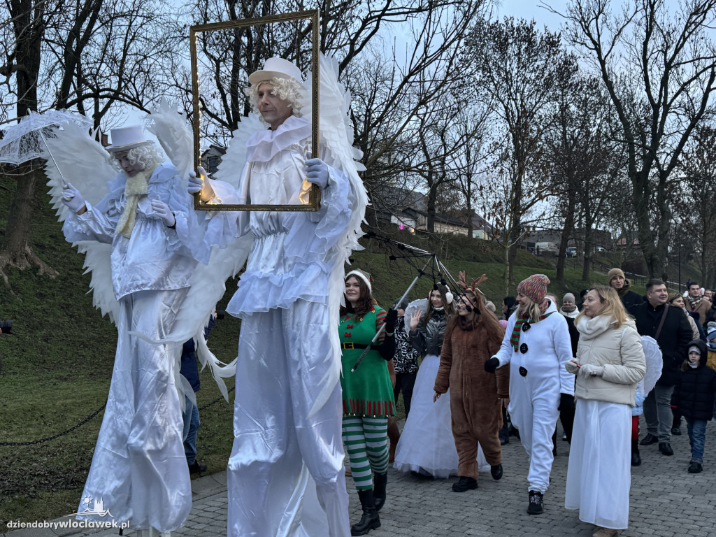 Parada ze Świętym Mikołajem w Brześciu Kujawskim