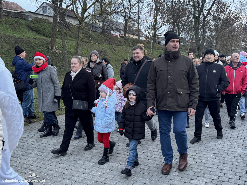Parada ze Świętym Mikołajem w Brześciu Kujawskim