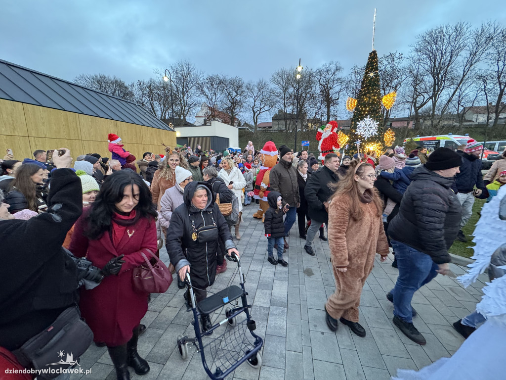 Parada ze Świętym Mikołajem w Brześciu Kujawskim