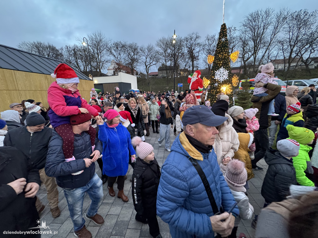 Parada ze Świętym Mikołajem w Brześciu Kujawskim