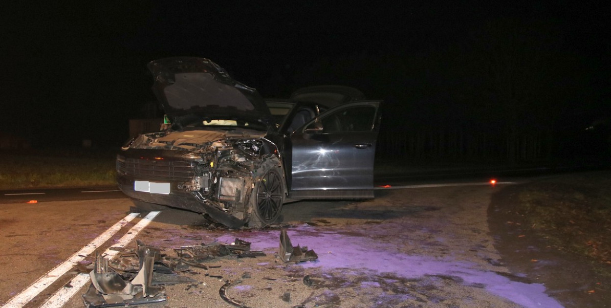 Zderzenie porsche i jaguara