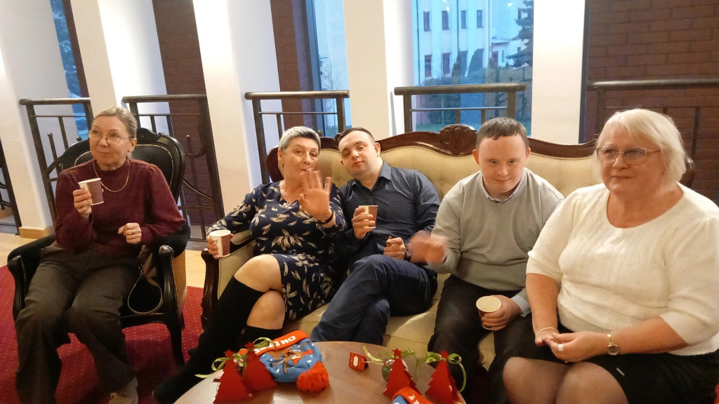 Świąteczne spotkanie grupy teatralnej „Motyle” we Włocławku