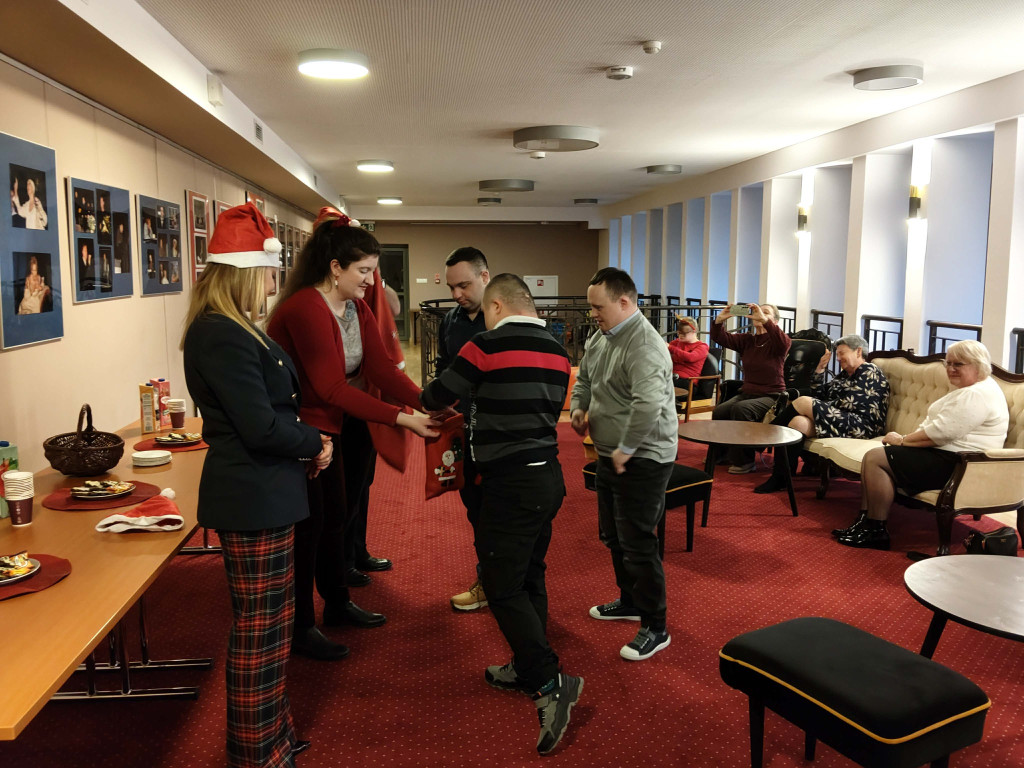 Świąteczne spotkanie grupy teatralnej „Motyle” we Włocławku