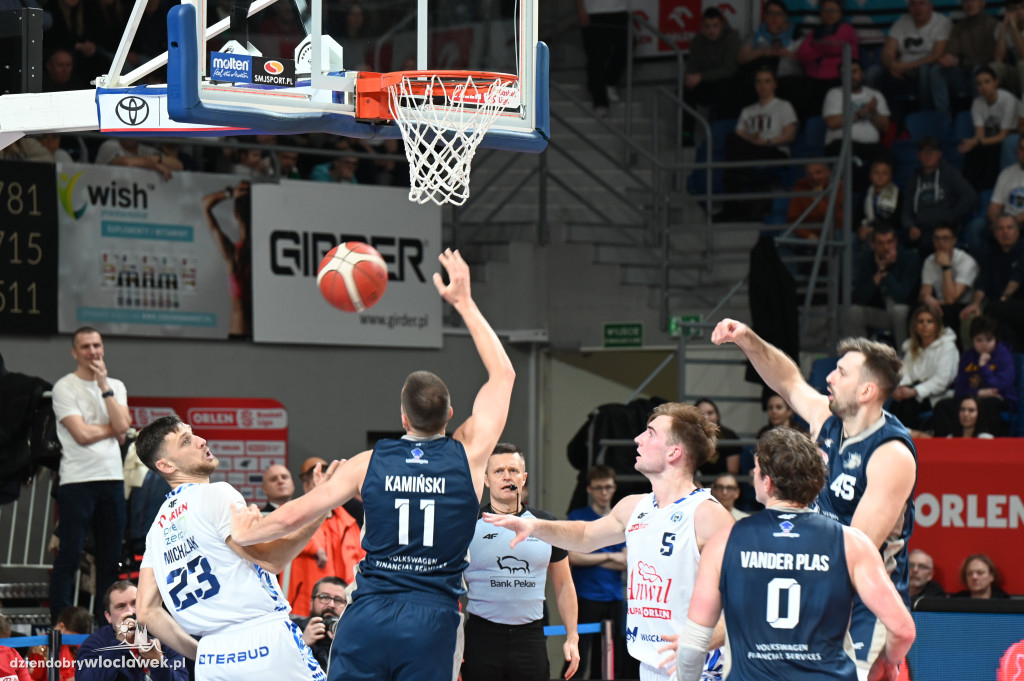 Mecz Anwil Włocławek vs. Dziki Warszawa