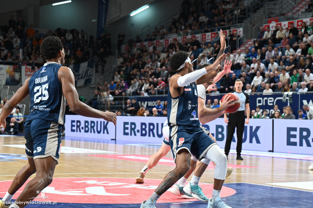 Mecz Anwil Włocławek vs. Dziki Warszawa
