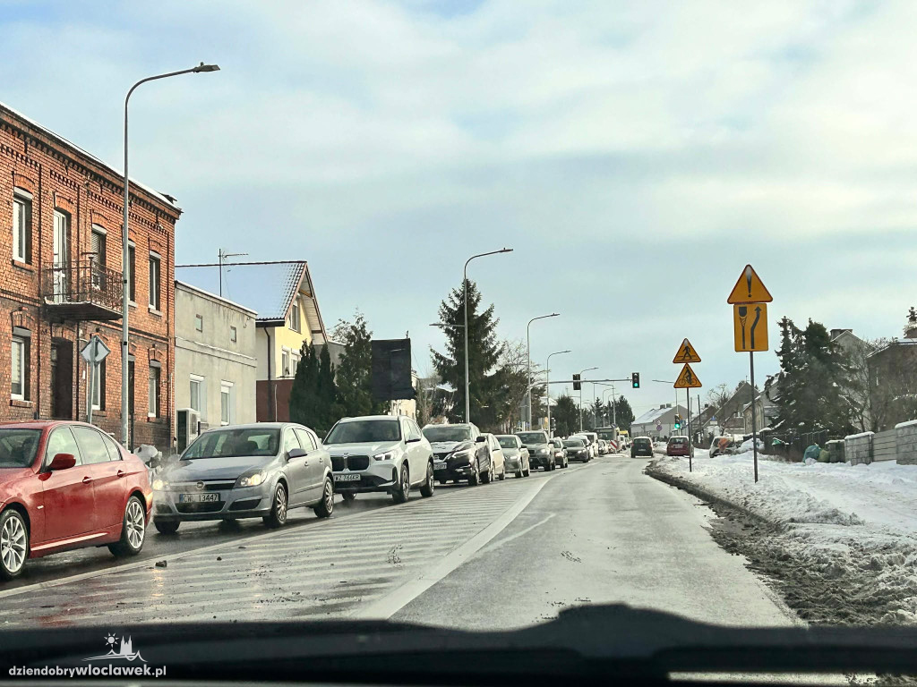 Ruch wahadłowy na moście stalowym - ruszył remont