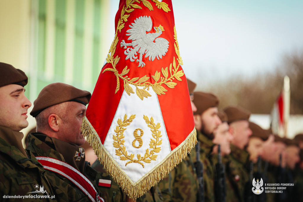 Wojskowa uroczystość przy Leśnej