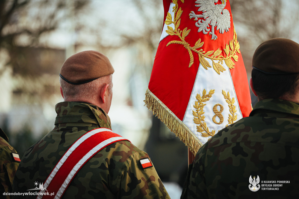 Wojskowa uroczystość przy Leśnej