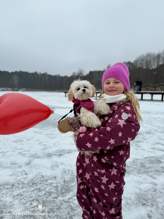Światełko do nieba z przerębla nad j. Czarnym