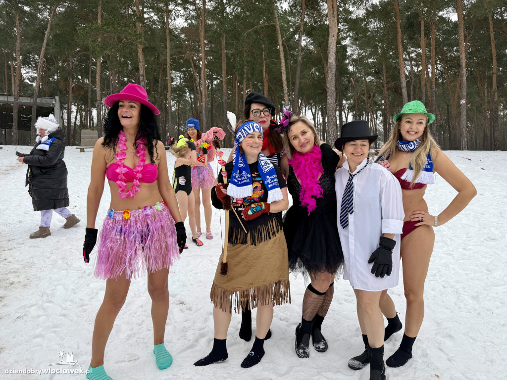 Światełko do nieba z przerębla nad j. Czarnym