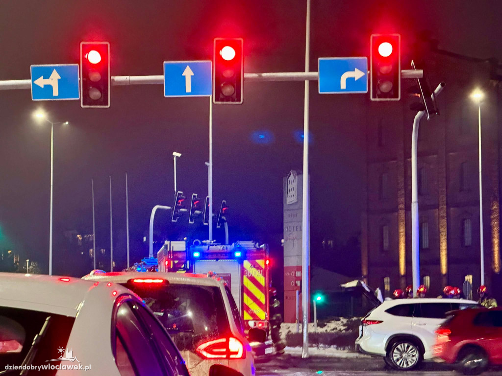 Zderzenie toyoty i volkswagena koło hotelu Młyn