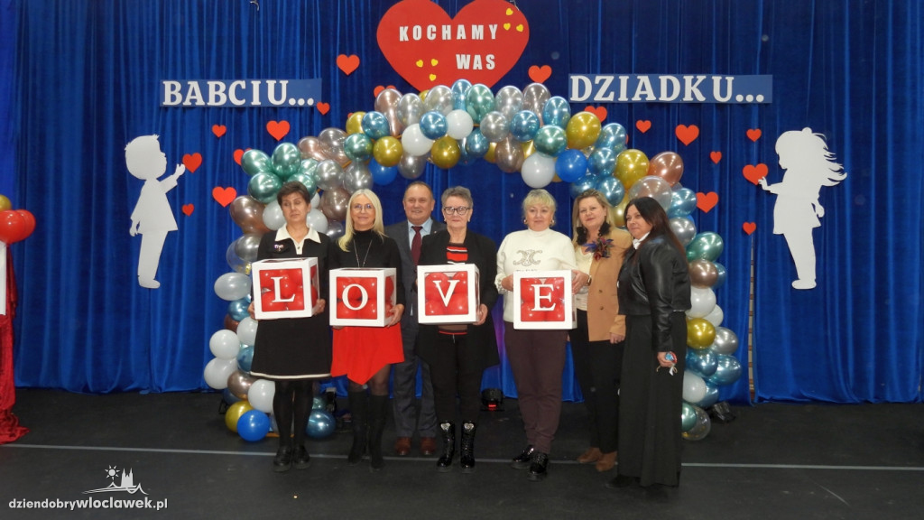 Dzień Babci i Dziadka w SP w Smólniku