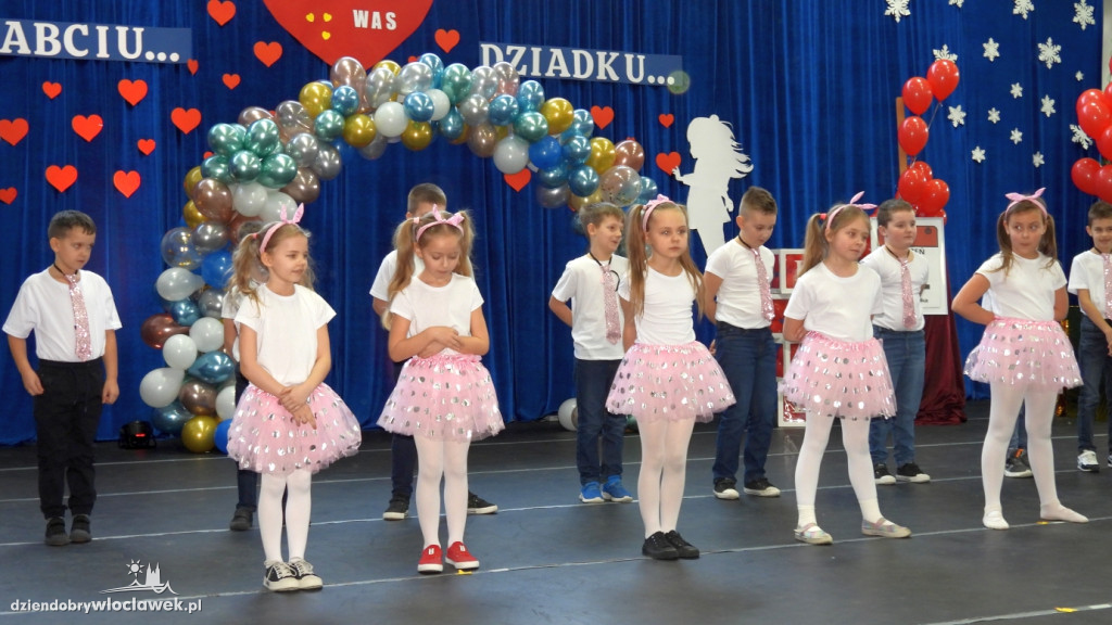 Dzień Babci i Dziadka w SP w Smólniku