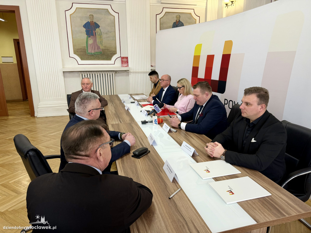 Podpisanie porozumienia w Starostwie Powiatowym