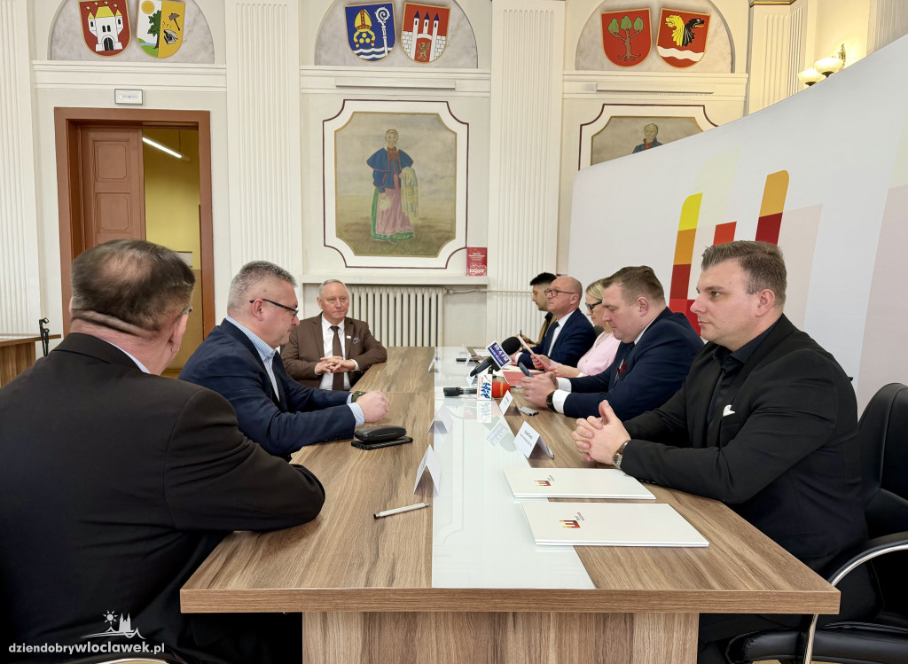 Podpisanie porozumienia w Starostwie Powiatowym