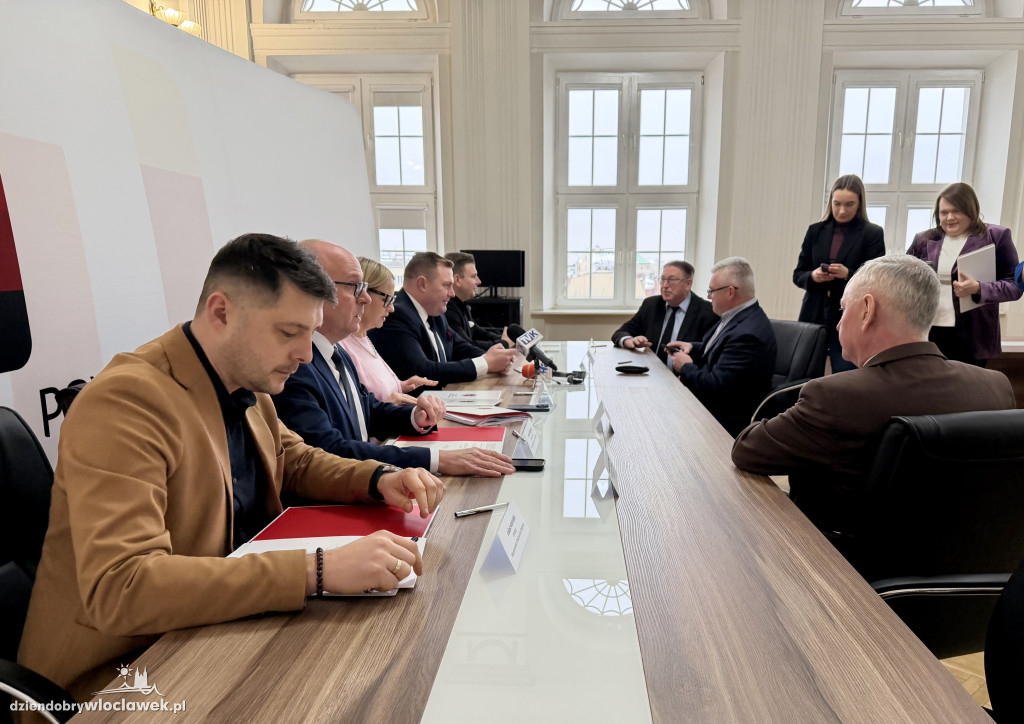Podpisanie porozumienia w Starostwie Powiatowym