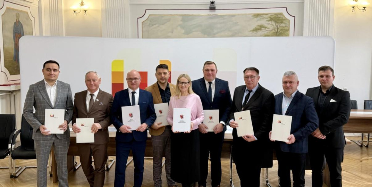 Podpisanie porozumienia w Starostwie Powiatowym