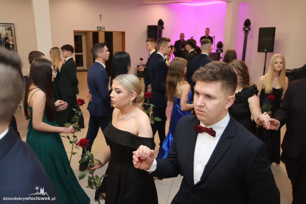 Studniówki 2026: ZS CKR Kowal