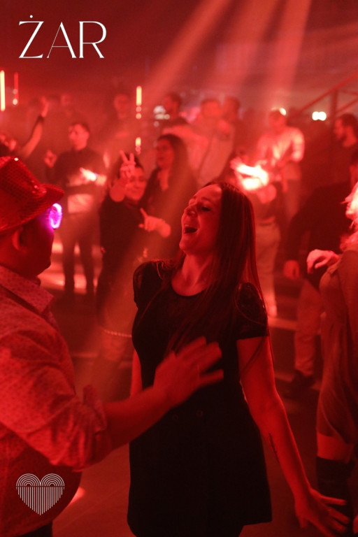 Pójdę za Tobą do ŻARu znów rozkręciło klub
