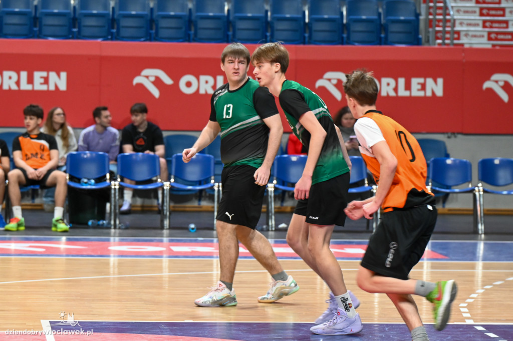 Turniej High School Basketball 3 w Hali Mistrzów