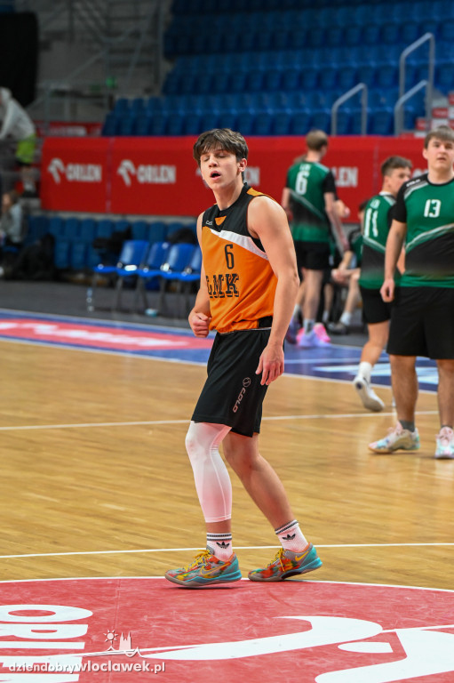 Turniej High School Basketball 3 w Hali Mistrzów